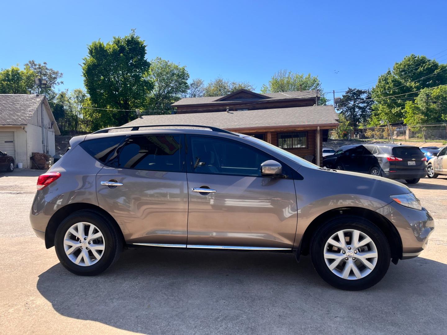 2012 Brown Nissan Murano (JN8AZ1MU3CW) , located at 945 E. Jefferson Blvd, Dallas, TX, 75203, (214) 943-7777, 32.752514, -96.811630 - Photo#2